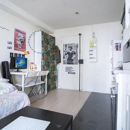 Charming Apt In Belleville *